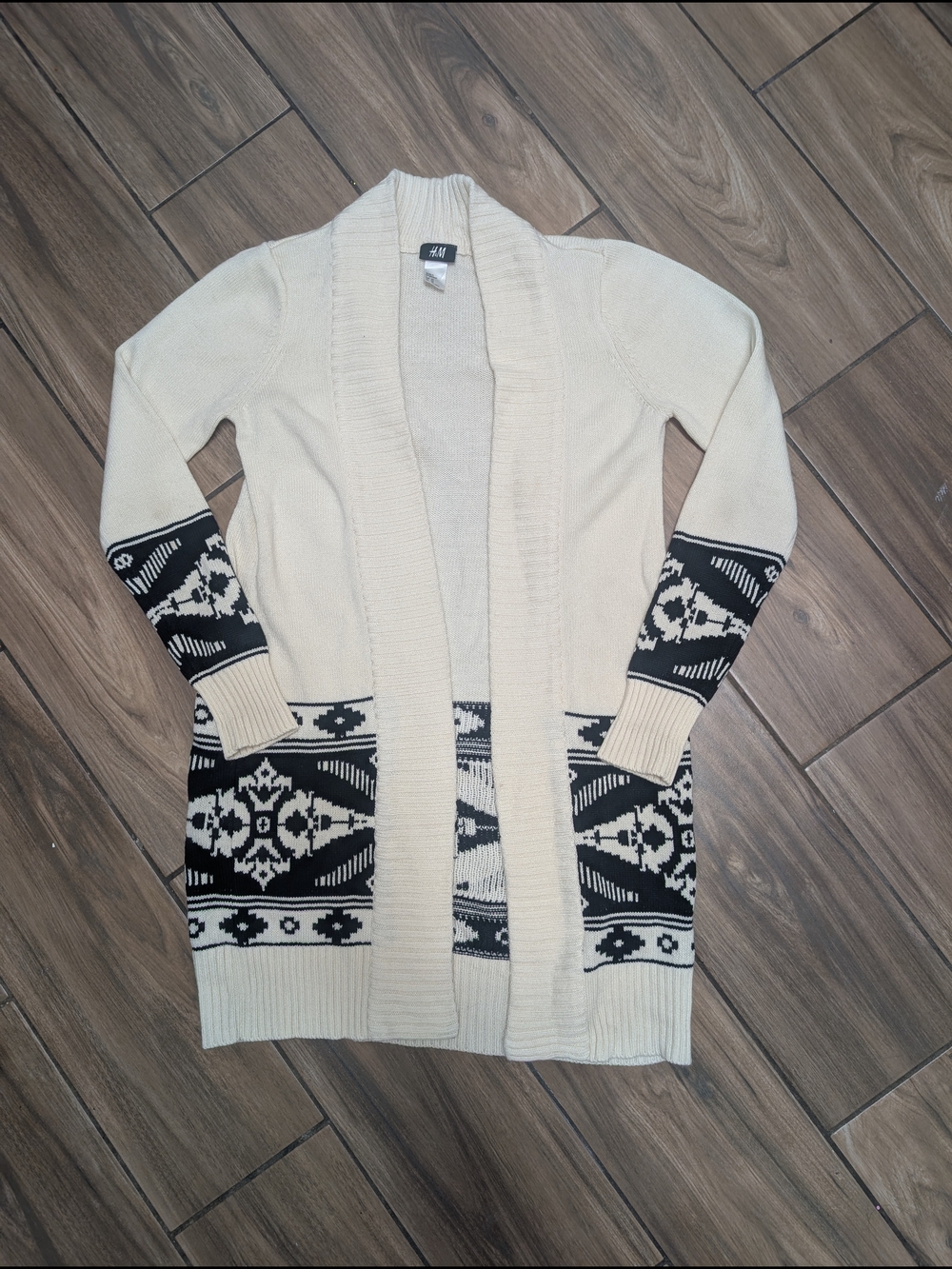H&M Cream Open-Front Cardigan with Black Geometric Trim